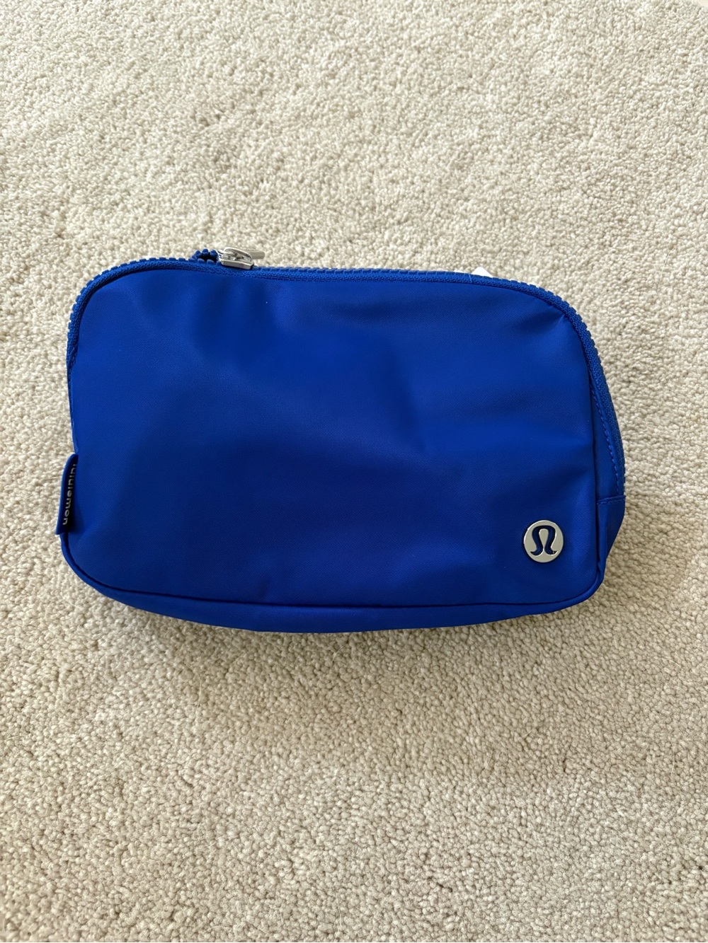 Lululemon Everywhere Belt Bag NWT 1L galactic cobalt sold out